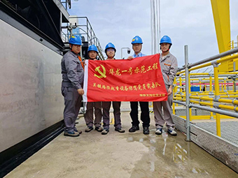 業(yè)主給華新機(jī)電黨員突擊隊(duì)頒了“金牌”！